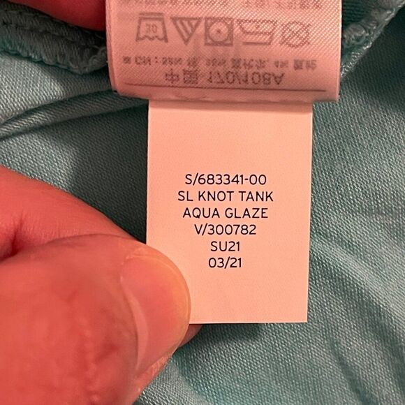 GAP Women's XL Aqua Glaze Sleeveless Knot Tank Top, NWT - Picture 7 of 9